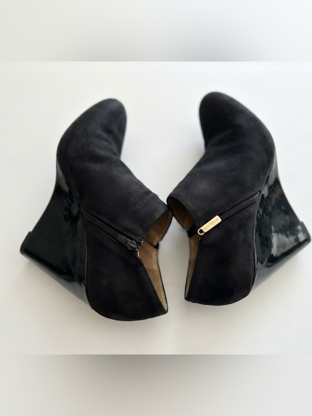 Ann Taylor Black Suede & Wedge Ankle Boots Side Zip Sz 8M
